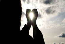 利物浦大捷：萨拉赫破门助利物浦胜利